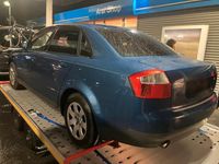 Gebraucht Audi A4 131 PS (96 kW) 2001 Blau Limousine
