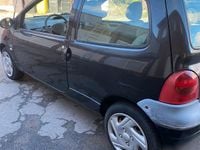 Gebraucht Renault Clio II 58 PS (42 kW) 2003 Schwarz Kleinwagen