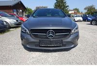 Gebraucht Mercedes CLA200 Style 156 PS (114 kW) 2017 Mountaingrau  met. Kombi