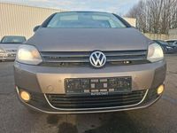 Gebraucht VW Golf VI Style 105 PS (77 kW) 2011 Braun Kleinwagen