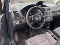 Gebraucht VW Touran 105 PS (77 kW) 2005 Blau Van / Kleinbus