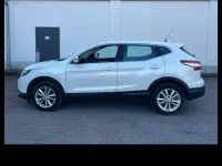 Gebraucht Nissan Qashqai Acenta 116 PS (85 kW) 2017 Weiß SUV