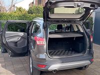 Gebraucht Ford Kuga Trend 150 PS (110 kW) 2015 Grau SUV