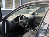 Gebraucht VW Golf IV Basis 105 PS (77 kW) 2000 Blau Limousine