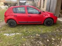 Gebraucht Dacia Sandero Ambiance 75 PS (55 kW) 2009 Rot Limousine