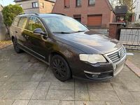 Gebraucht VW Passat 105 PS (77 kW) 2006 Braun Kombi