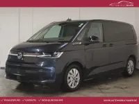 Gebraucht VW Multivan Life 218 PS (160 kW) 2023 Starlight blue metallic Van / Kleinbus