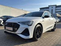 Gebraucht Audi e-tron Sportback Black Edition 300 kW (408 PS) 2022 Gletscherweiß metallic SUV