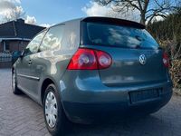 Gebraucht VW Golf IV 75 PS (55 kW) 2004 Grau Limousine