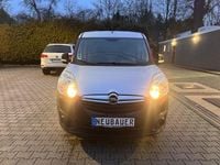 Gebraucht Opel Combo Selection 95 PS (69 kW) 2018 Silber Kombi
