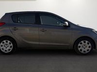 Gebraucht Hyundai i20 Style 101 PS (74 kW) 2014 Grau Kleinwagen