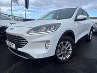Gebraucht Ford Kuga Titanium 224 PS (164 kW) 2022 Weiß SUV