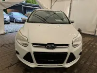 Gebraucht Ford Focus SYNC Edition 125 PS (91 kW) 2014 Weiß Limousine