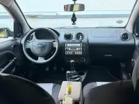 Gebraucht Ford Fiesta 70 PS (51 kW) 2004 Orange Kleinwagen