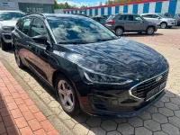 Używany Ford Focus Cool & Connect 120 KM (88 kW) 2012 Czarny Sedan/Limuzyna
