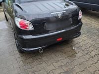 Gebraucht Peugeot 206 CC 109 PS (80 kW) 2003 Schwarz Cabrio