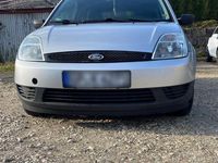 Gebraucht Ford Fiesta 60 PS (44 kW) 2004 Kleinwagen