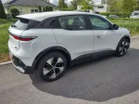 Gebraucht Renault Megane E-Tech Equilibre 96 kW (131 PS) 2023 Weiß Limousine