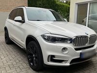 gebraucht BMW X5 xDrive40d-Panorama HeadUP LED Keyless HeadUP