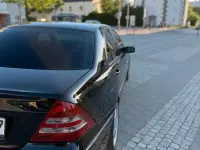 Gebraucht Mercedes C220 143 PS (105 kW) 2003 Schwarz Limousine