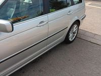 Gebraucht BMW 320 170 PS (125 kW) 2004 Silber Kombi