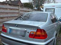 Gebraucht BMW 320 Sport Line 170 PS (125 kW) 2001 Silber Limousine