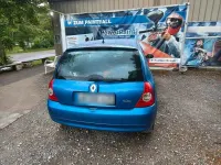 Gebraucht Renault Clio 74 PS (54 kW) 2005 Blau Kleinwagen