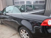 Gebraucht VW Eos 140 PS (102 kW) 2007 Schwarz Cabrio