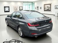 Gebraucht BMW 330e Performance 184 PS (135 kW) 2022 Grau Limousine