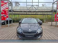 Gebraucht Skoda Superb Ambition 150 PS (110 kW) 2018 Schwarz Kombi