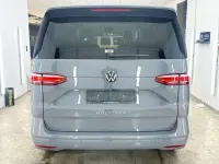 Gebraucht VW Multivan 150 PS (110 kW) 2024 Grau Van / Kleinbus