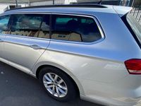 Gebraucht VW Passat 150 PS (110 kW) 2015 Grau Kombi