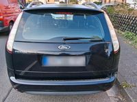 Gebraucht Ford Focus 105 PS (77 kW) 2010 Schwarz Kombi