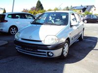 Gebraucht Renault Clio II 97 PS (71 kW) 2001 Silber Kleinwagen