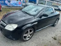 Gebraucht Opel Tigra 90 PS (66 kW) 2008 Schwarz Cabrio
