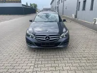 Gebraucht Mercedes E220 Avantgarde 170 PS (125 kW) 2015 Grau Limousine