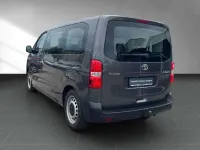 Gebraucht Toyota Proace Comfort 144 PS (105 kW) 2022 Basaltgrau metallic Van / Kleinbus
