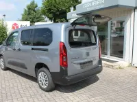 Neu Fiat Doblò 131 PS (96 kW) 2026 Grau Van / Kleinbus