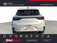 Neu Lexus LBX 136 PS (100 kW) 2025 Silber SUV