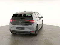 Gebraucht VW ID.3 IQ Drive 150 kW (204 PS) 2023 Mondsteingrau / dach schwarz Kleinwagen