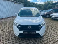 Gebraucht Dacia Lodgy Lauréate 102 PS (75 kW) 2017 Weiß Van / Kleinbus