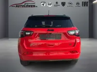 Usado Jeep Compass 131 HP (96 kW) 2023 Vermelho SUV