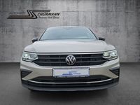 Gebraucht VW Tiguan Move 150 PS (110 kW) 2023 Silber SUV