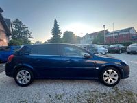 Gebraucht Opel Signum Edition+ 140 PS (102 kW) 2008 Blau Kleinwagen