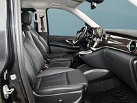 Gebraucht Mercedes V300 237 PS (174 kW) 2023 Grau Van / Kleinbus