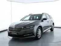 Gebraucht Skoda Superb Ambition 150 PS (110 kW) 2023 Grau Kombi