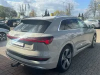 Usata Audi e-tron 300 kW (408 CV) 2019 Beige SUV