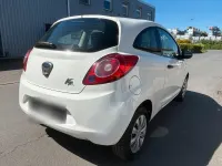 Gebraucht Ford Ka 69 PS (50 kW) 2016 Weiß Kleinwagen