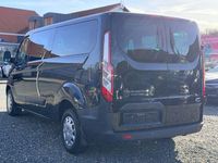 Gebraucht Ford Transit Trend 125 PS (91 kW) 2015 Schwarz Kombi
