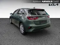 Usado Kia Ceed Vision 140 CV (102 kW) 2025 Verde Utilitario